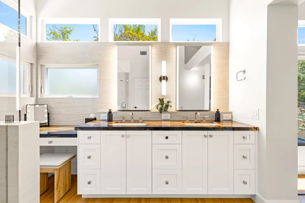 Double vanity bathroom remodeling San Diego by Teknik Design & Remodeling